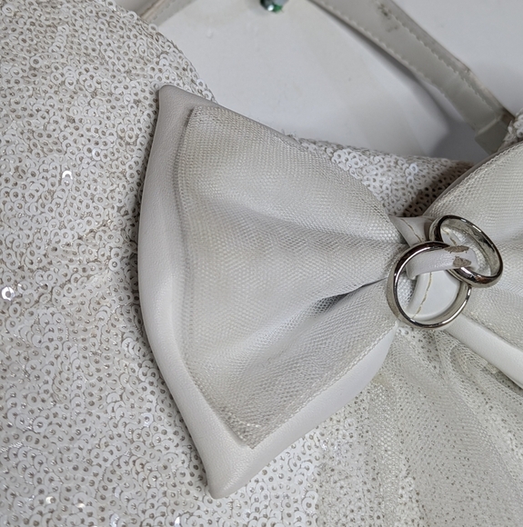 Disney Loungefly White Sequin Minnie Mouse Crossbody Bag - Picture 5 of 16